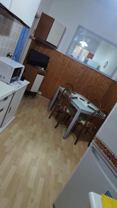 Appartamento Incantevole A 100Mt Dal Mare Кастильоне дела Пеская Екстериор снимка
