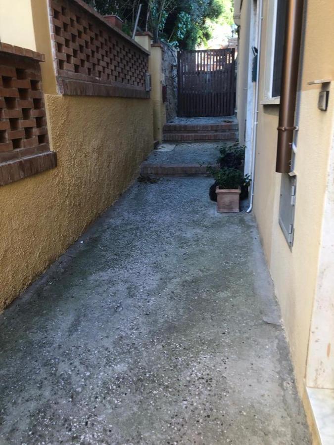 Appartamento Incantevole A 100Mt Dal Mare Кастильоне дела Пеская Екстериор снимка